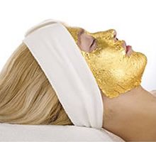 Tratamiento de levantamiento facial con oro de 24 kilates